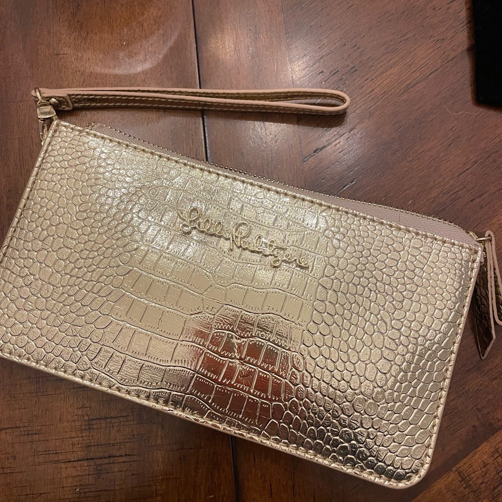 NWT! Lilly Pulitzer Panama Wristlet Gold Metallic